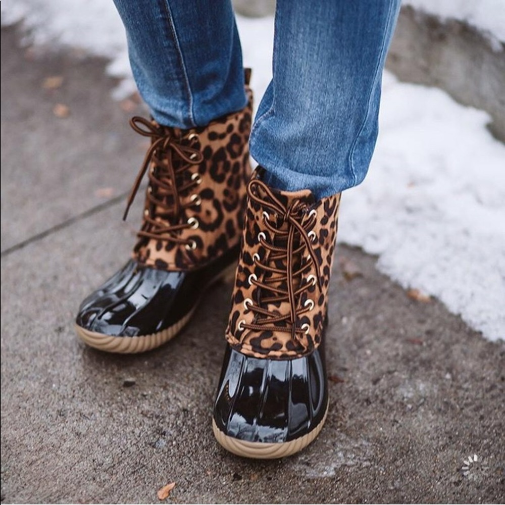 Leopard Print Duck Boots - Picture 7 of 8